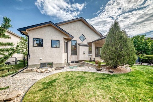 60 Hamptons Terrace Nw, Calgary, AB - Outdoor