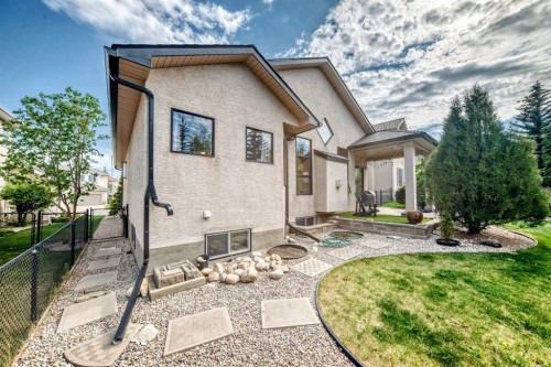 60 Hamptons Terrace Nw, Calgary, AB - Outdoor