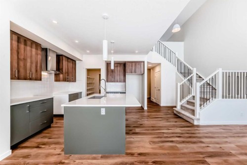 23 Bartlett Crescent Se, Calgary, AB - Indoor Photo Showing Kitchen