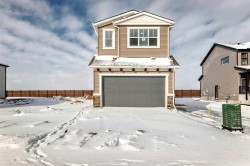 23 Bartlett Crescent SE Calgary, AB T3S 0P5