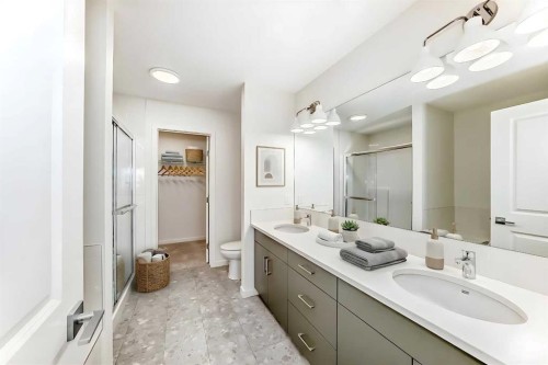 23 Bartlett Crescent Se, Calgary, AB - Indoor Photo Showing Bathroom