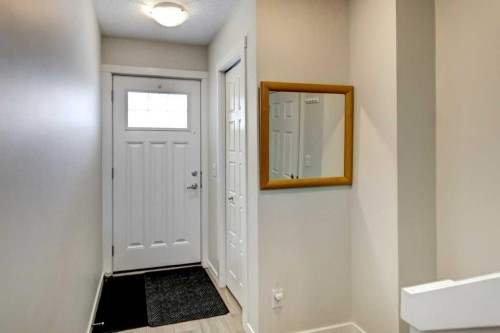 210 Cranbrook Square Se, Calgary, AB - Indoor Photo Showing Other Room