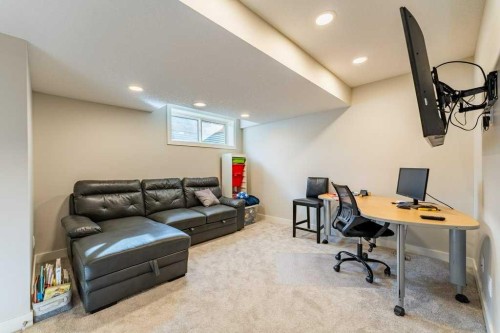 153 Waterford Boulevard, Chestermere, AB - Indoor