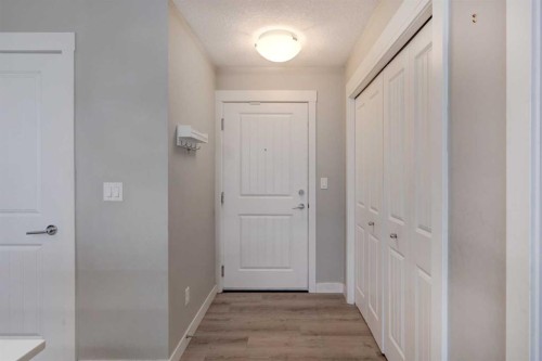 315-100 Auburn Meadows Common Se, Calgary, AB - Indoor Photo Showing Other Room