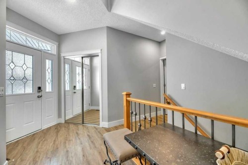 392 Rainbow Falls Way, Chestermere, AB - Indoor Photo Showing Other Room