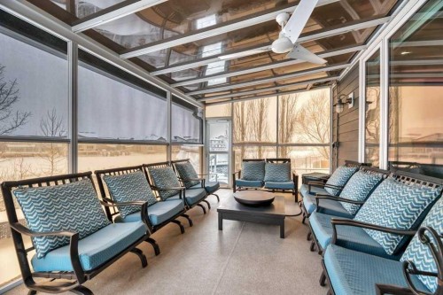 392 Rainbow Falls Way, Chestermere, AB - Indoor