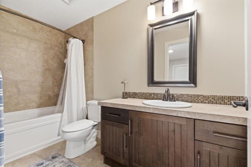 124 Ranch Road, Okotoks, AB - Indoor Photo Showing Bathroom
