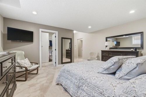 124 Ranch Road, Okotoks, AB - Indoor Photo Showing Bedroom