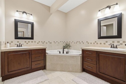 124 Ranch Road, Okotoks, AB - Indoor Photo Showing Bathroom