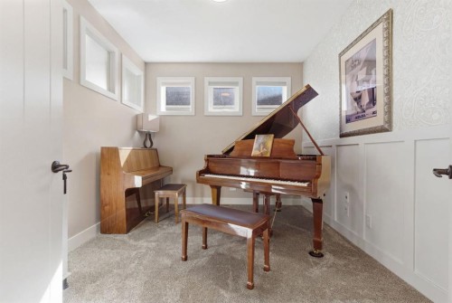 124 Ranch Road, Okotoks, AB - Indoor Photo Showing Other Room