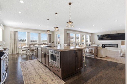 124 Ranch Road, Okotoks, AB - Indoor Photo Showing Kitchen With Upgraded Kitchen