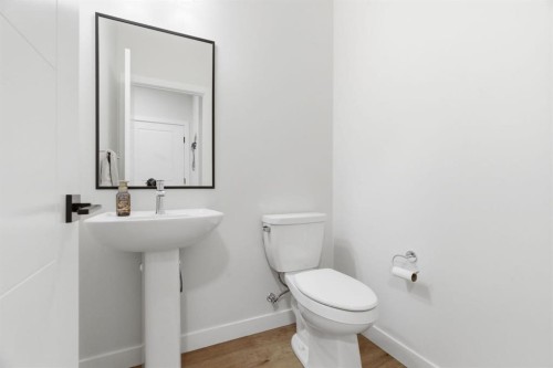 117 Ranchers View, Okotoks, AB - Indoor Photo Showing Bathroom