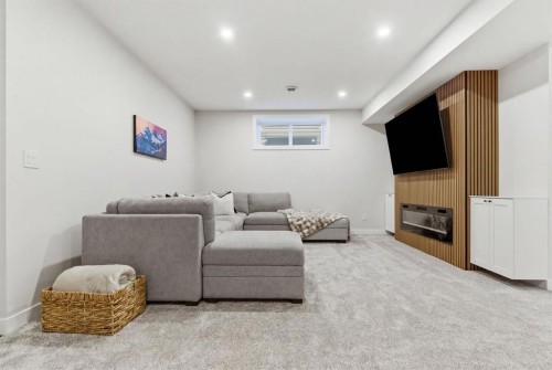 117 Ranchers View, Okotoks, AB - Indoor Photo Showing Other Room