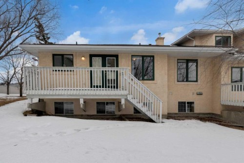 2-200 Sandstone Drive Nw, Calgary, AB - Outdoor