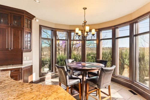 2248 9 Avenue Se, Calgary, AB - Indoor Photo Showing Dining Room