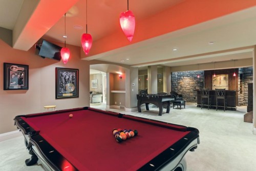 2248 9 Avenue Se, Calgary, AB - Indoor Photo Showing Other Room