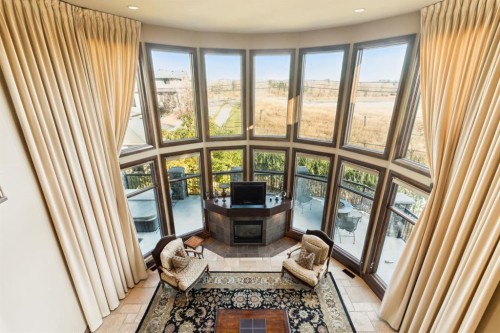 2248 9 Avenue Se, Calgary, AB - Indoor