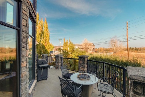 2248 9 Avenue Se, Calgary, AB - Outdoor With Exterior