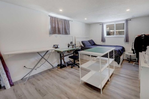 4721 Edmonton Trail Ne, Calgary, AB - Indoor