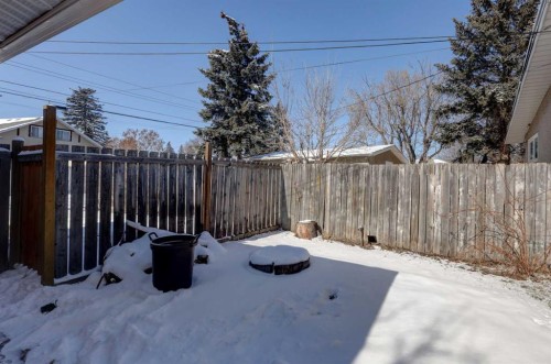 4721 Edmonton Trail Ne, Calgary, AB - Outdoor
