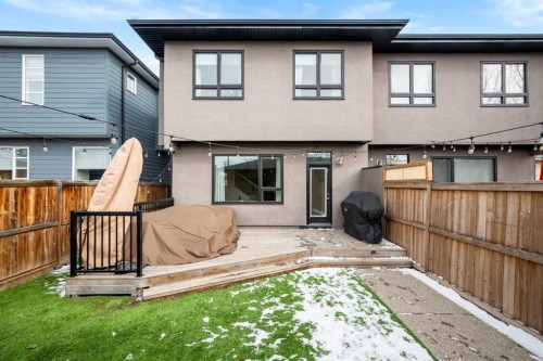 3917 2 Street Nw, Calgary, AB - Outdoor With Exterior