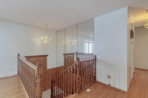 444 Woodland Crescent Se, Calgary, AB - Indoor Photo Showing Other Room