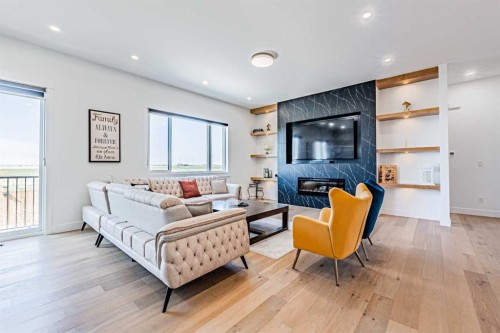 424 Watercrest Place, Chestermere, AB - Indoor Photo Showing Living Room