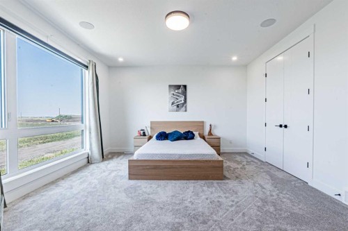 424 Watercrest Place, Chestermere, AB - Indoor Photo Showing Bedroom