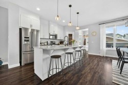 92 Fireside Crescent  Cochrane, AB T4C 2A3