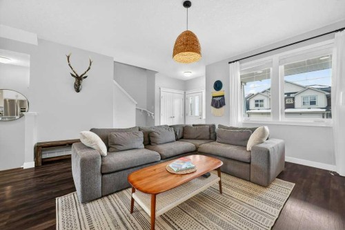 92 Fireside Crescent, Cochrane, AB - Indoor Photo Showing Living Room