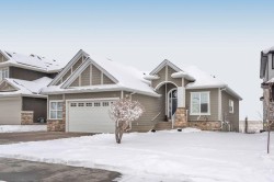 212 Muirfield Boulevard Lyalta, AB T0J 1Y0