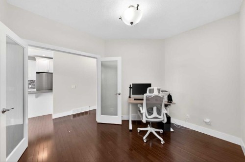 14 Evansfield Road Nw, Calgary, AB - Indoor Photo Showing Office