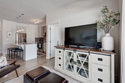 421-10 Walgrove Se, Calgary, AB - Indoor