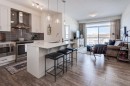 421-10 Walgrove Se, Calgary, AB  - Indoor Photo Showing Kitchen With Upgraded Kitchen 