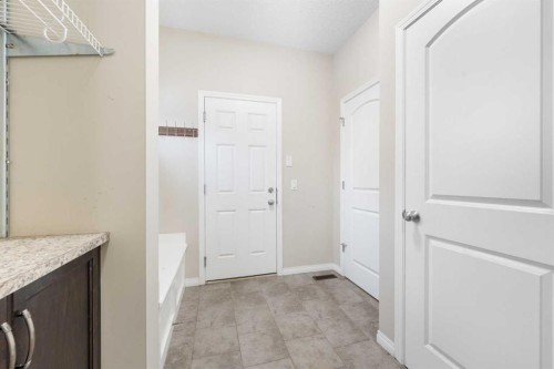 220 Walden Heights Se, Calgary, AB - Indoor Photo Showing Other Room