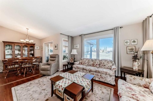 151 Macewan Ridge Villas Nw, Calgary, AB - Indoor Photo Showing Living Room