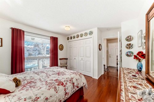 151 Macewan Ridge Villas Nw, Calgary, AB - Indoor Photo Showing Bedroom