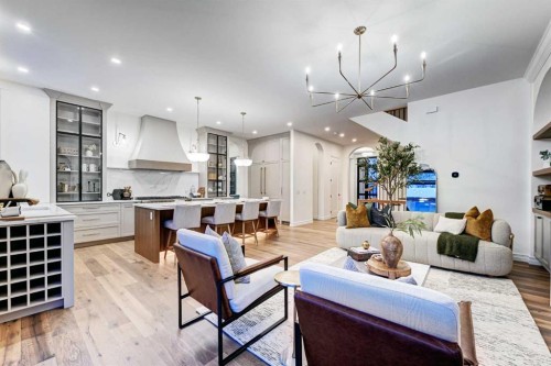 3207 Alfege Street Sw, Calgary, AB - Indoor