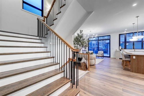 3207 Alfege Street Sw, Calgary, AB - Indoor Photo Showing Other Room