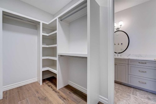 3207 Alfege Street Sw, Calgary, AB - Indoor Photo Showing Other Room