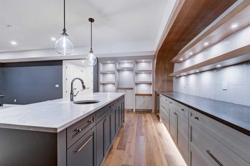 3207 Alfege Street Sw, Calgary, AB - Indoor Photo Showing Kitchen With Upgraded Kitchen