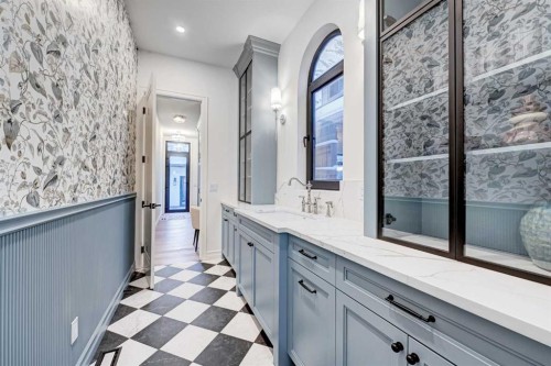 3207 Alfege Street Sw, Calgary, AB - Indoor