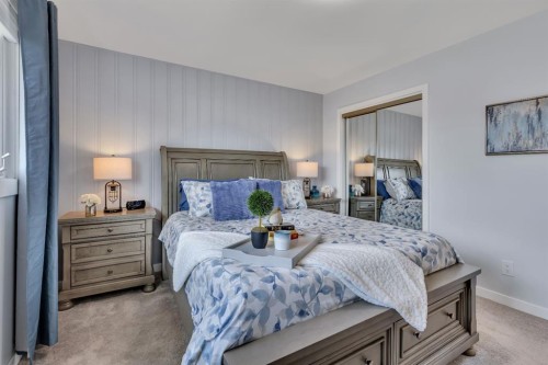 335 Huntbourne Hill Ne, Calgary, AB - Indoor Photo Showing Bedroom