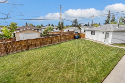335 Huntbourne Hill Ne, Calgary, AB - Outdoor
