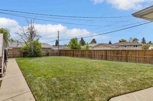 335 Huntbourne Hill Ne, Calgary, AB - Outdoor