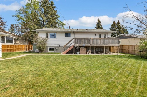 335 Huntbourne Hill Ne, Calgary, AB - Outdoor With Deck Patio Veranda