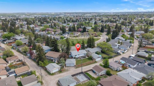 335 Huntbourne Hill Ne, Calgary, AB - Outdoor With View