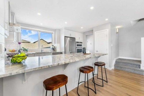 37 Legacy Glen Link Se, Calgary, AB - Indoor Photo Showing Kitchen With Upgraded Kitchen