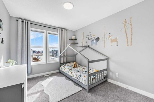37 Legacy Glen Link Se, Calgary, AB - Indoor Photo Showing Bedroom