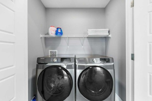 37 Legacy Glen Link Se, Calgary, AB - Indoor Photo Showing Laundry Room